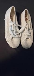 Schoenen S Oliver mt 39, Ophalen of Verzenden, Zo goed als nieuw, Wit, Schoenen