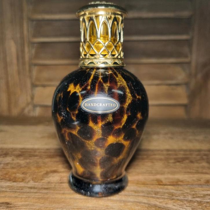Ashleigh & Burwood Leopard geurlamp small, Huis en Inrichting, Woonaccessoires | Kandelaars en Kaarsen, Nieuw, Kandelaar, Minder dan 25 cm