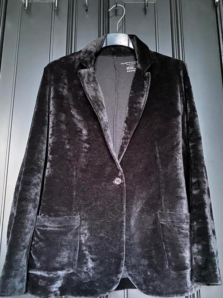 Majestic Filatures zwarte fluwelen blazer jas jasje fluweel, Kleding | Dames, Jasjes, Kostuums en Pakken, Zo goed als nieuw, Jasje