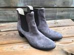 PAUL NOYEN grijs suede chelsea boots maat 39, Kleding | Dames, Schoenen, Lage of Enkellaarzen, Ophalen of Verzenden, Zo goed als nieuw