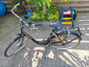 Dames Batavusfiets beschikbaar voor biedingen