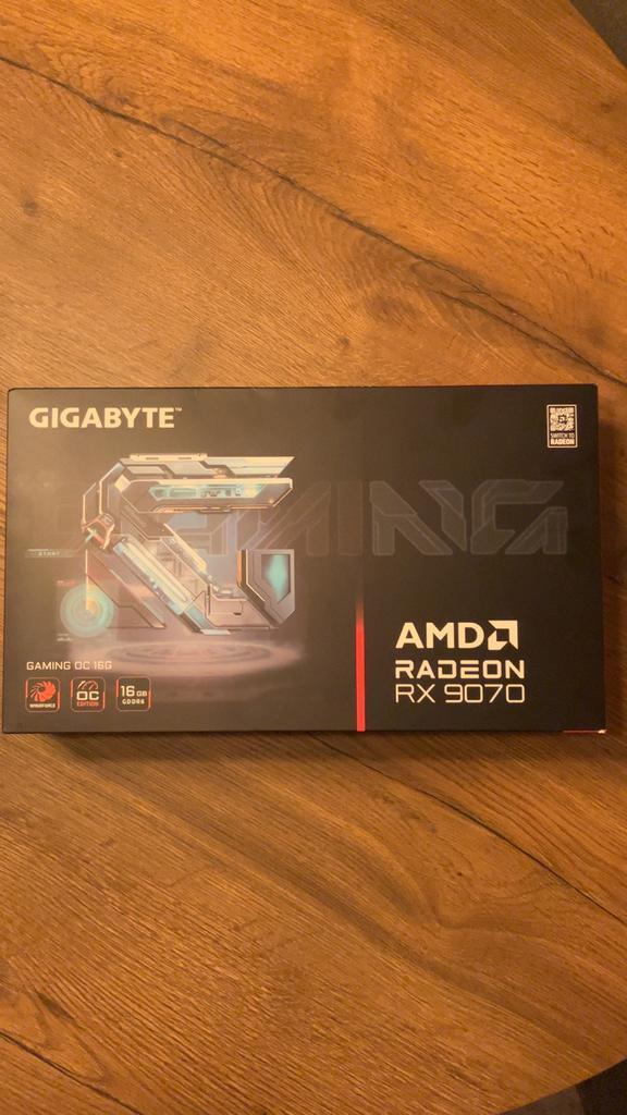 *NIEUW* Gigabyte RTX 9070 Gaming OC 16GB Videokaart, Computers en Software, Videokaarten, Nieuw, AMD, PCI-Express 4.0, GDDR6, HDMI