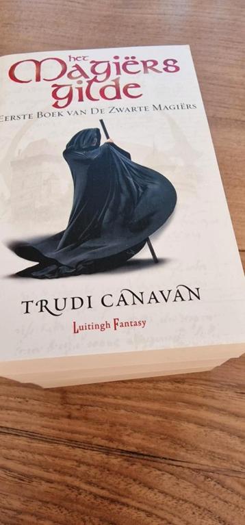 Trudi Canavan - De Zwarte Magiërs deel 1-3 (zgan) beschikbaar voor biedingen