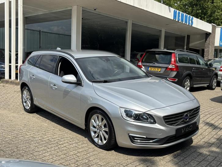 Volvo V60 2.0 T5 245pk Aut8 Xenon Standkachel (bj 2015), Auto's, Volvo, Bedrijf, Te koop, V60, ABS, Airbags, Airconditioning, Alarm