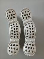 2x Capodimonte witte vaas bloemsteker wit vaasje, Overige materialen, Gebruikt, Wit, Ophalen of Verzenden