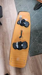 Complete Kiteset: Naish Kites & Slingshot kiteboard, Watersport en Boten, Kitesurfen, Twintip, Ophalen of Verzenden, Gebruikt