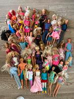 Barbie poppen doos vol barbies lot vintage barbie verzamelin, Verzamelen, Poppen, Ophalen of Verzenden, Gebruikt
