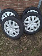 WINTERANDEN SUZUKI SWIFT MODEL 2010 / 2016, Ophalen, Gebruikt, 15 inch, Banden en Velgen