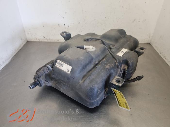 Adblue tank van een Renault Master, Auto-onderdelen, Brandstofsystemen, Renault, Gebruikt, 3 maanden garantie, Ophalen of Verzenden