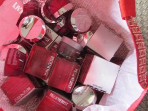 lege potjes voor creme ,oil of olaz, Sieraden, Tassen en Uiterlijk, Uiterlijk | Gezichtsverzorging, Zo goed als nieuw, Verzorging