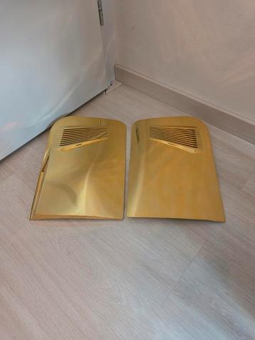 Gouden kappen ps5 disc edition beschikbaar voor biedingen