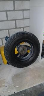 Typhoon achter band met velg, Ophalen of Verzenden, Overige typen, Piaggio