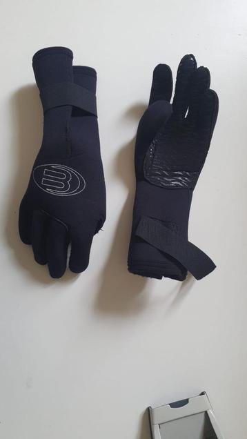 Duiken, duikhandschoenen S, maat S, 5 mm beschikbaar voor biedingen