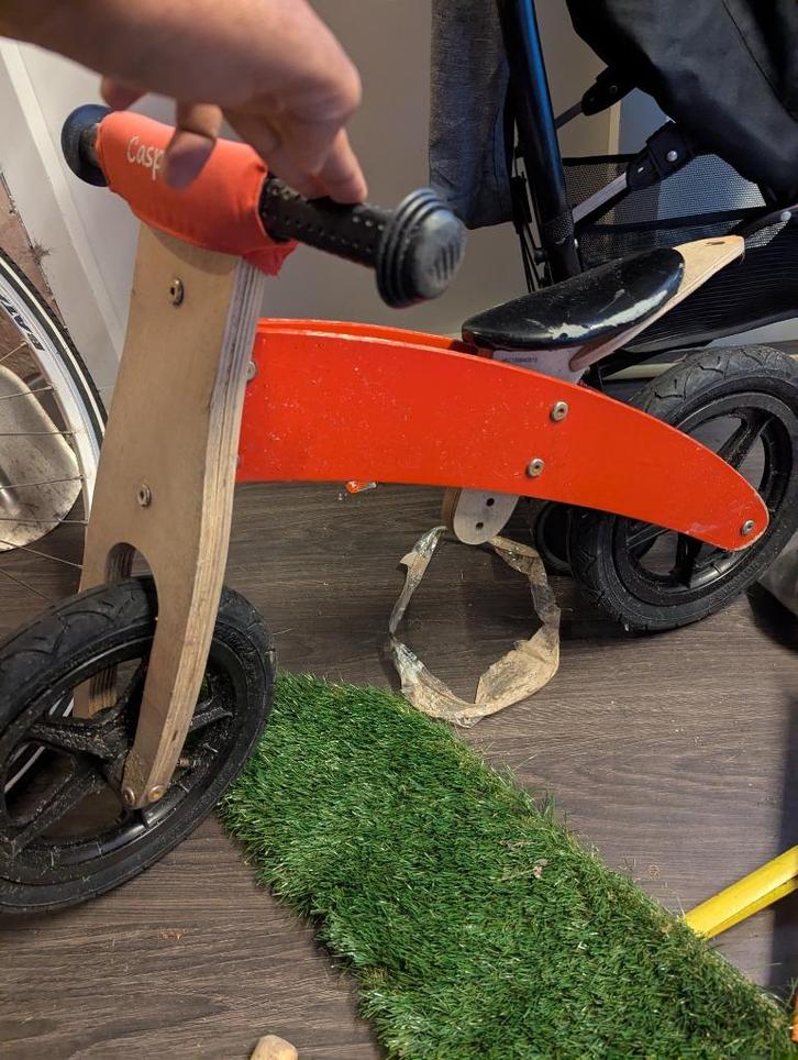 Kinder Loopfiets, Kinderen en Baby's, Speelgoed | Buiten | Voertuigen en Loopfietsen, Gebruikt, Loopfiets, Ophalen of Verzenden