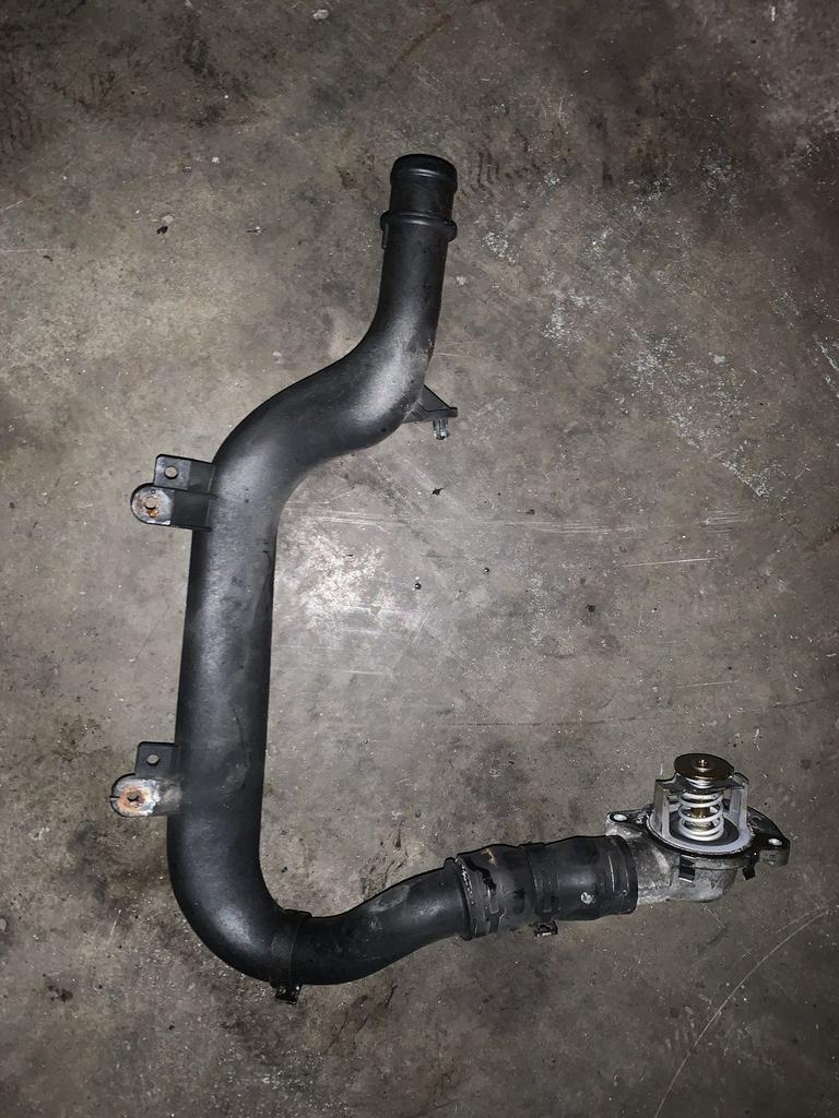 Volkswagen T5 koelvloeistof pijp 7H0 121 065 C, Auto-onderdelen, Motor en Toebehoren, Volkswagen, Gebruikt, Ophalen of Verzenden