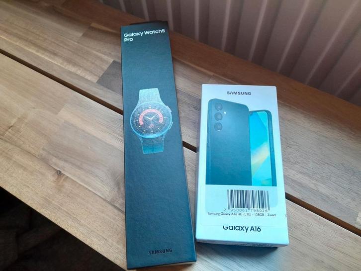 Smartphone  Galaxy A16 met Smartwatch Galaxy Watch 5 pro, Telecommunicatie, Mobiele telefoons | Toebehoren en Onderdelen, Zo goed als nieuw