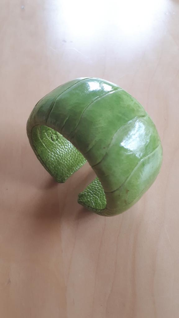 COLLECTORS ITEM: Vintage Leren Armband GUIOT de BOURG Paris, Sieraden, Tassen en Uiterlijk, Antieke sieraden, Armband, Overige materialen