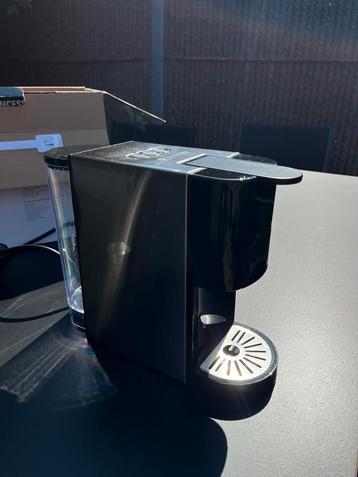 4 in 1 koffiemachine koffiezetapparaat  beschikbaar voor biedingen