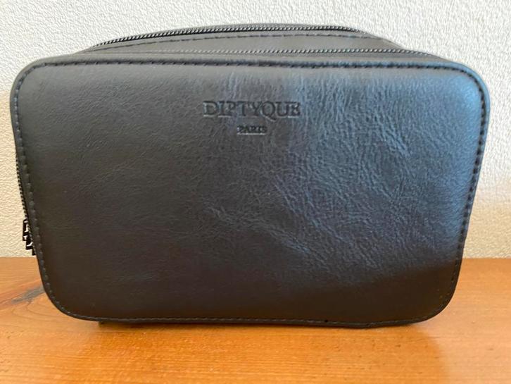 Diptyque Paris toilettas Qatar airways, Sieraden, Tassen en Uiterlijk, Toilettassen, Zo goed als nieuw, Ophalen of Verzenden