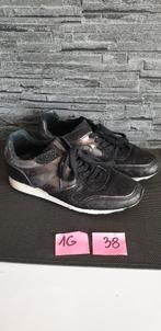 O Moda sneakers maat 38, Zwart, Ophalen of Verzenden, Sneakers of Gympen, Zo goed als nieuw