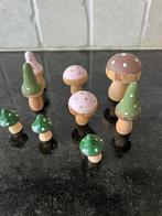 Kleine houten paddenstoelen, Ophalen of Verzenden, Zo goed als nieuw