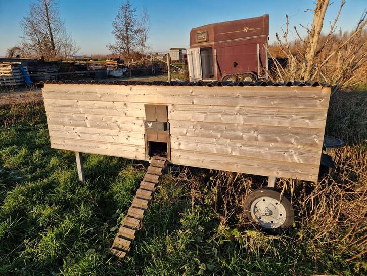 Kippenhok op wielen/Kippenkar, Dieren en Toebehoren, Pluimvee | Toebehoren, Kippenhok of Kippenren, Ophalen