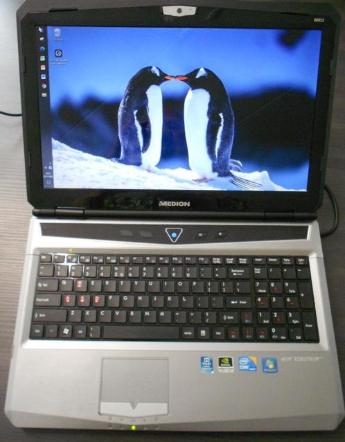Medion Erazer, Computers en Software, Windows Laptops, Gebruikt, 15 inch, HDD, SSD, Minder dan 2 Ghz, 4 GB, Qwerty, Met videokaart