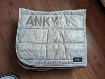 Anky Frosted Gold beschikbaar voor biedingen