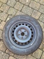 Winterbanden op velg continental, Auto diversen, Aanhangwagen-onderdelen, Ophalen of Verzenden, Zo goed als nieuw