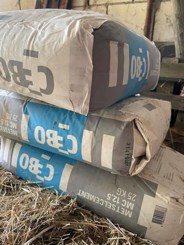 3x cebo metselcement mc 12,5 25 kg beschikbaar voor biedingen