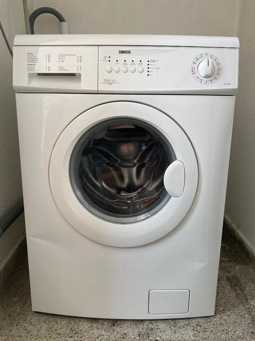 Goede wasmachine Zanussi Tentino 1400, Witgoed en Apparatuur, Wasmachines, Gebruikt, Voorlader, 4 tot 6 kg, 85 tot 90 cm, 1200 tot 1600 toeren