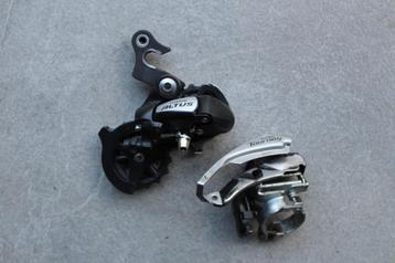 Voor- en achterderailleur MTB beschikbaar voor biedingen