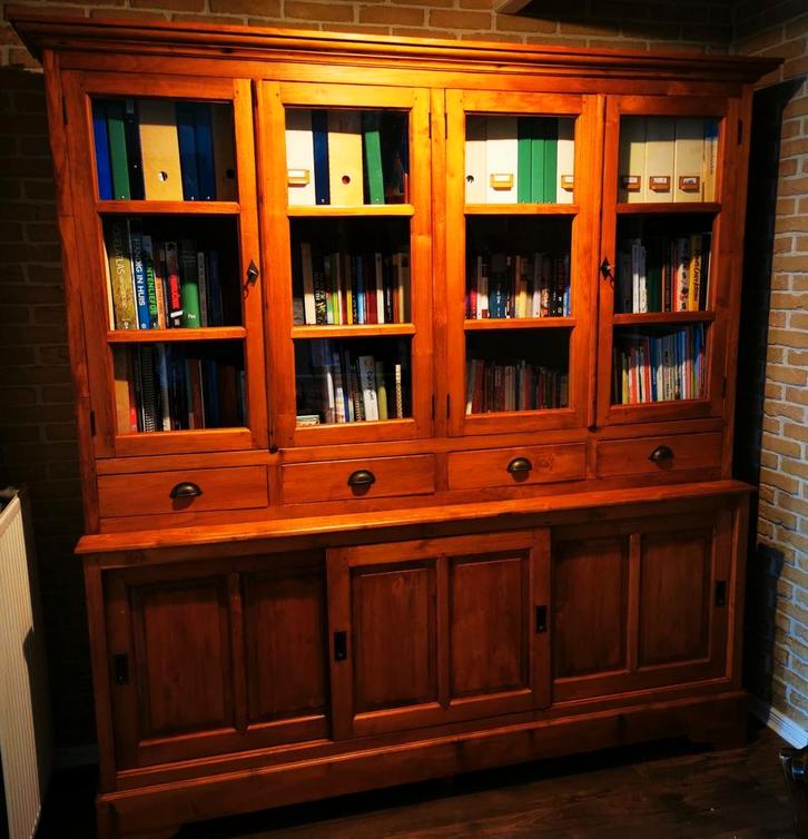 Buffetkast, warme uitstraling, Huis en Inrichting, Kasten | Buffetkasten, Zo goed als nieuw, 200 cm of meer, 200 cm of meer, 25 tot 50 cm