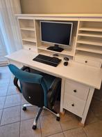 Ikea Hemnes bureau met  monitor, Huis en Inrichting, Bureaus, Ophalen, Gebruikt, Bureau
