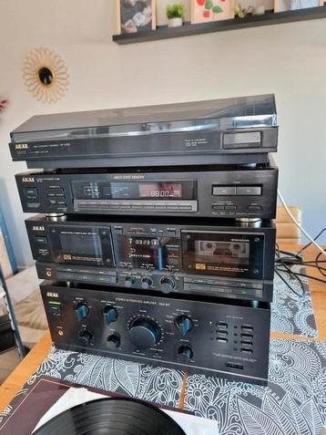 Complete Akai stereoset jaren 80. beschikbaar voor biedingen