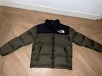 Donkeregroene Northface donsjas type 700. Maat L, Kinderen en Baby's, Kinderkleding | Maat 152, Ophalen of Verzenden, Zo goed als nieuw