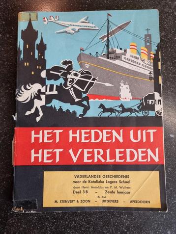 Het Heden uit het Verleden - Geschiedenisboek beschikbaar voor biedingen