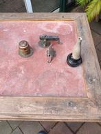 Antieke broedmachine, Ophalen