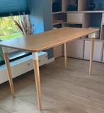 IKEA Hilver tafel/bureau 140x65, Huis en Inrichting, Ophalen, Overige materialen, 100 tot 150 cm, 50 tot 100 cm