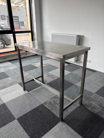 Keuken Werktafel Aluminium 60x120cm 2 stuks. Prijs per stuk beschikbaar voor biedingen