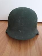 Duitse originele helm ww2, Verzamelen, Militaria | Tweede Wereldoorlog, Ophalen of Verzenden, Duitsland, Helm of Baret