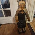 Oma Beeld - Decoratief Tuinbeeld vrouw in de bediening, Ophalen, Gebruikt, Kunststof, Mensenbeeld