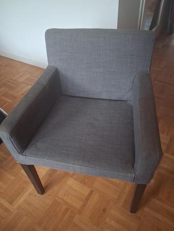 Set van 4 IKEA eetkamerstoelen beschikbaar voor biedingen