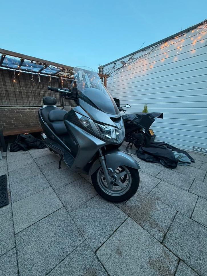 Suzuki brugman 400, Motoren, Motoren | Suzuki, Particulier, Scooter, 12 t/m 35 kW, 1 cilinder, Minimaal motorrijbewijs A2, Handvatverwarming