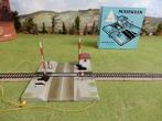 Märklin overweg 7192 + 7193 en 4 rails 5115, Hobby en Vrije tijd, Modeltreinen | H0, Wisselstroom, Gebruikt, Rails, Ophalen of Verzenden