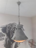 Prachtige robuuste lamp, kleur grijs/ groen. Doorsnee 50cm., Huis en Inrichting, Zo goed als nieuw, Ophalen