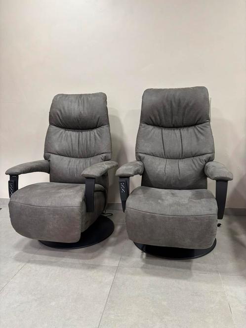 2 luxe elektrische relaxfauteuils himolla in nieuwstaat!!, Huis en Inrichting, Fauteuils, Zo goed als nieuw, Stof, Ophalen of Verzenden