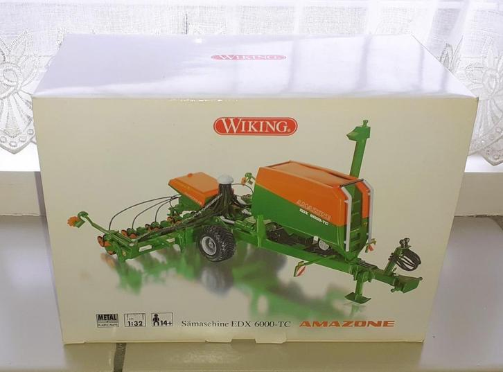 Amazone EDX 6000 TC zaaimachine - Wiking  (siku - britains), Hobby en Vrije tijd, Modelauto's | 1:32, Zo goed als nieuw, Tractor of Landbouw