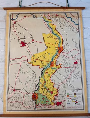 Vintage Schoolkaart Limburg beschikbaar voor biedingen