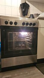 Indesit Elektrisch Fornuis met Oven, Ophalen, Gebruikt, 60 cm of meer, 4 kookzones